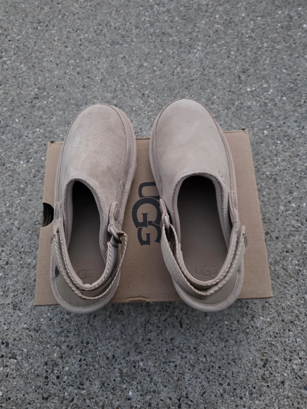 UGG Beige Suede Slip-On Clog Little Girl 3Y